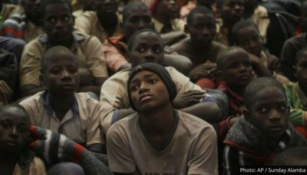 Nigeriyada silahlılar kollecin şagird və müəllim heyətini qaçırıb